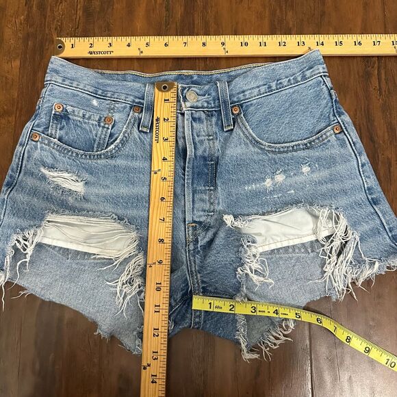 LEVI'S 501 High Waist Button Fly Distressed Jean Shorts in Blue - Picture 12 of 12